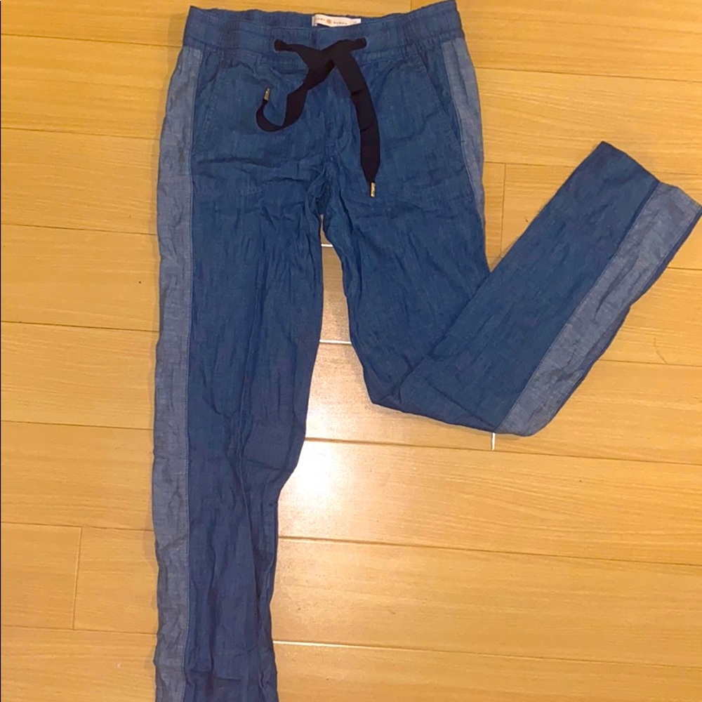 Tory Burch jeans with rubbing waist tie.